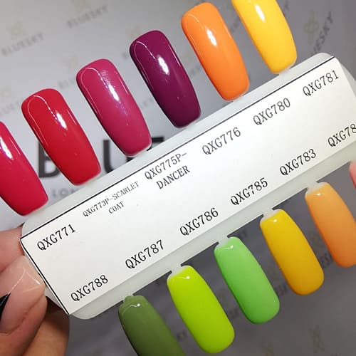 BLUESKY Esmalte Gel QXG783 - Naranjo Claro